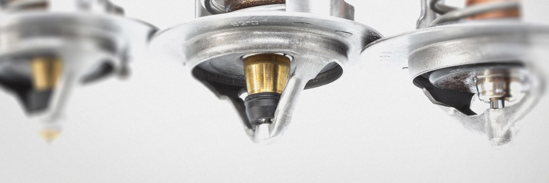 Thermostat expansion waxes